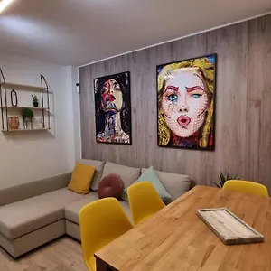 https://apartamento-luz-de-luna-aguadulce.es-andalucia.com